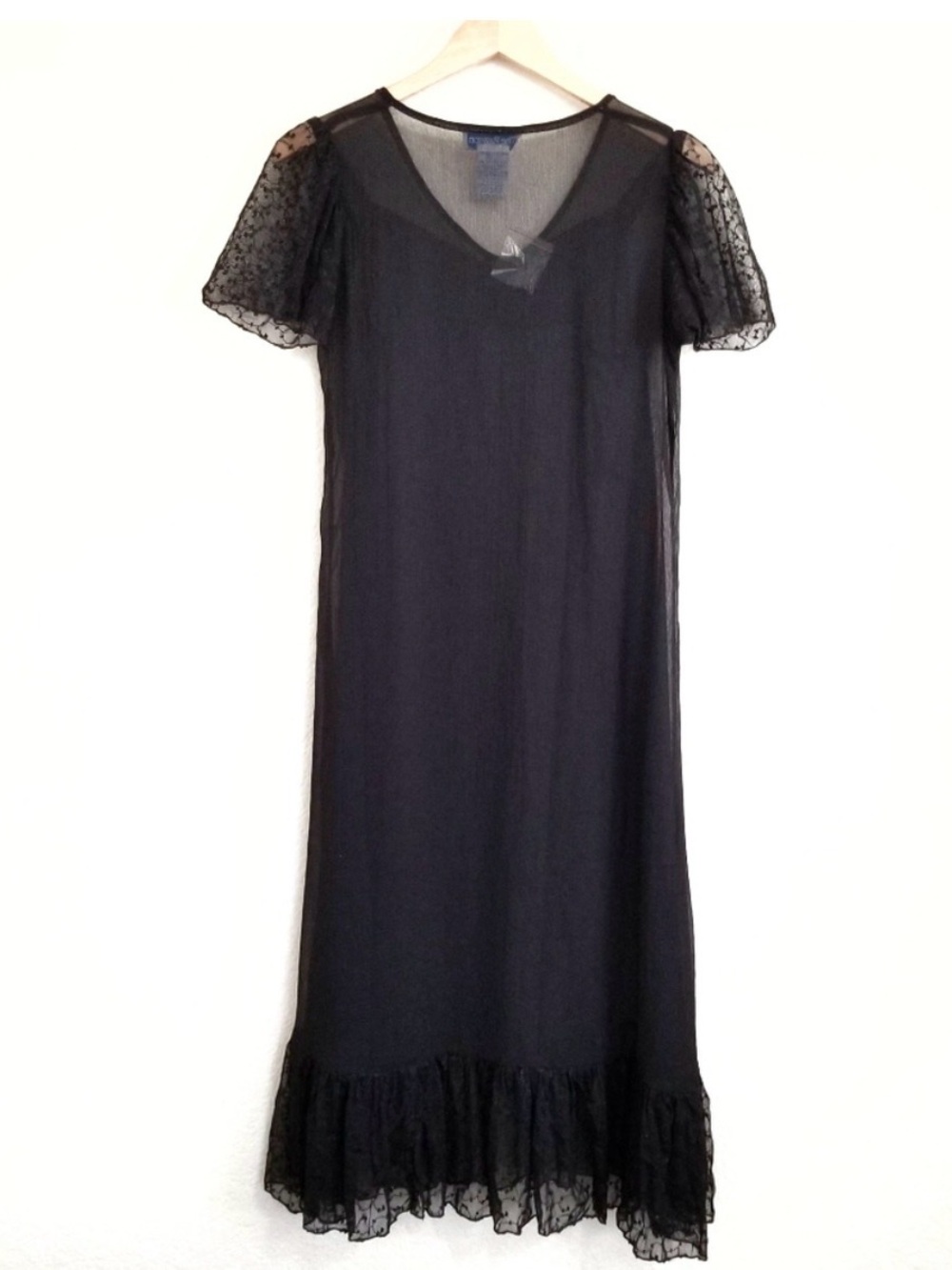 PARAGON Black Sheer Lace Short Sleeve Nightgown